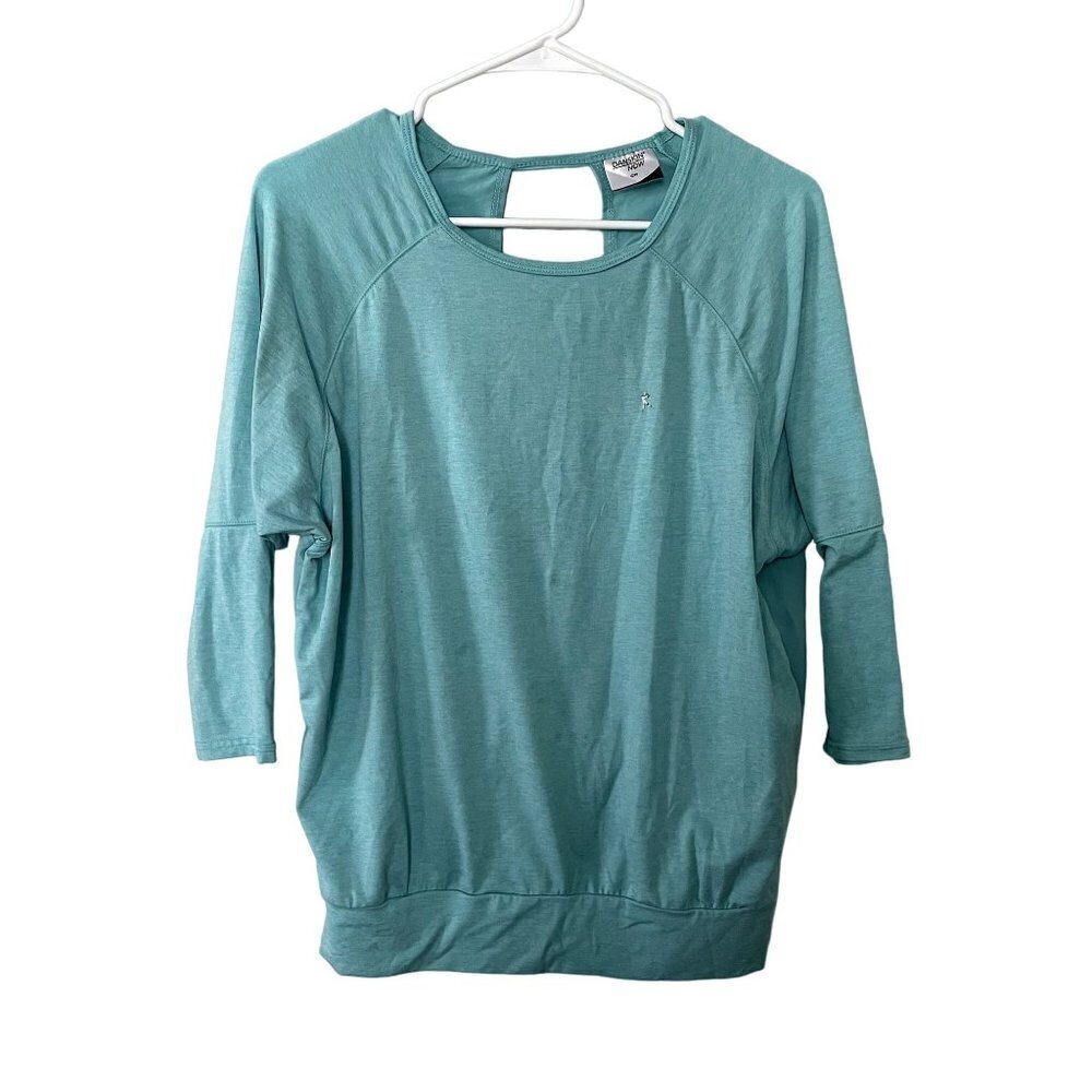 Danskin Now 3/4 sleeve aqua shirt classic comfortable style cutout back detail